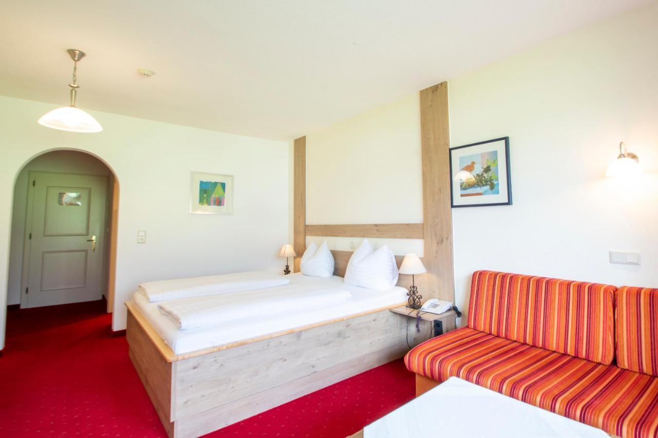 Daskaiser - Dein Gartenhotel In Tirol Ebbs Esterno foto